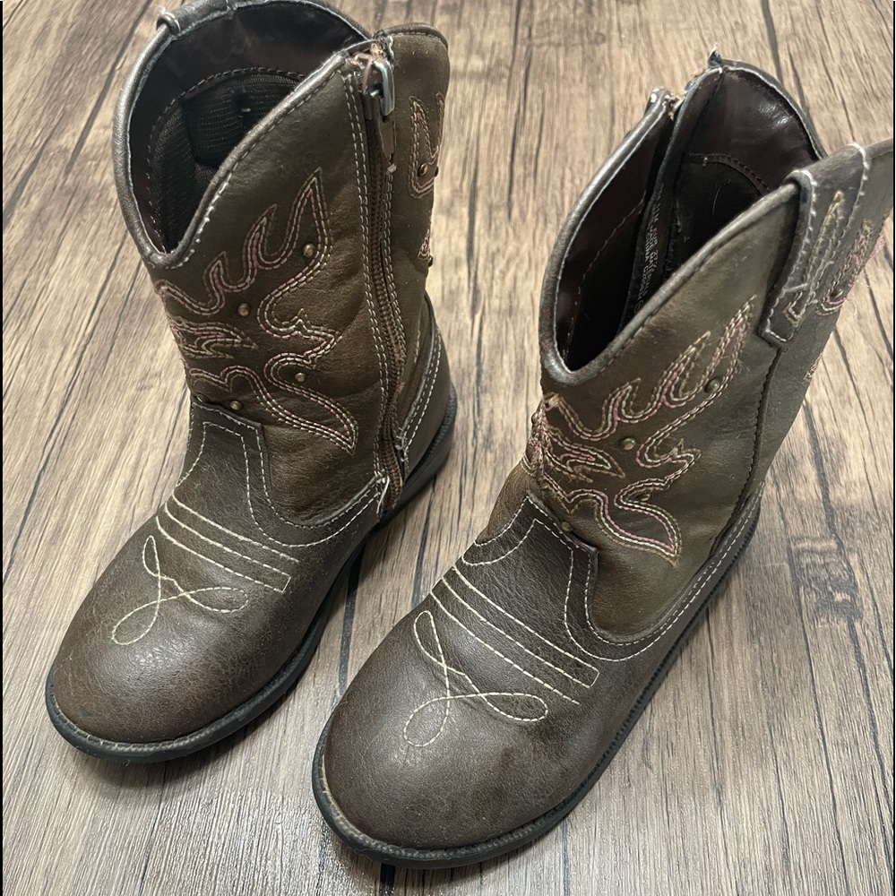 Girl cowgirl boots (brown and pink)